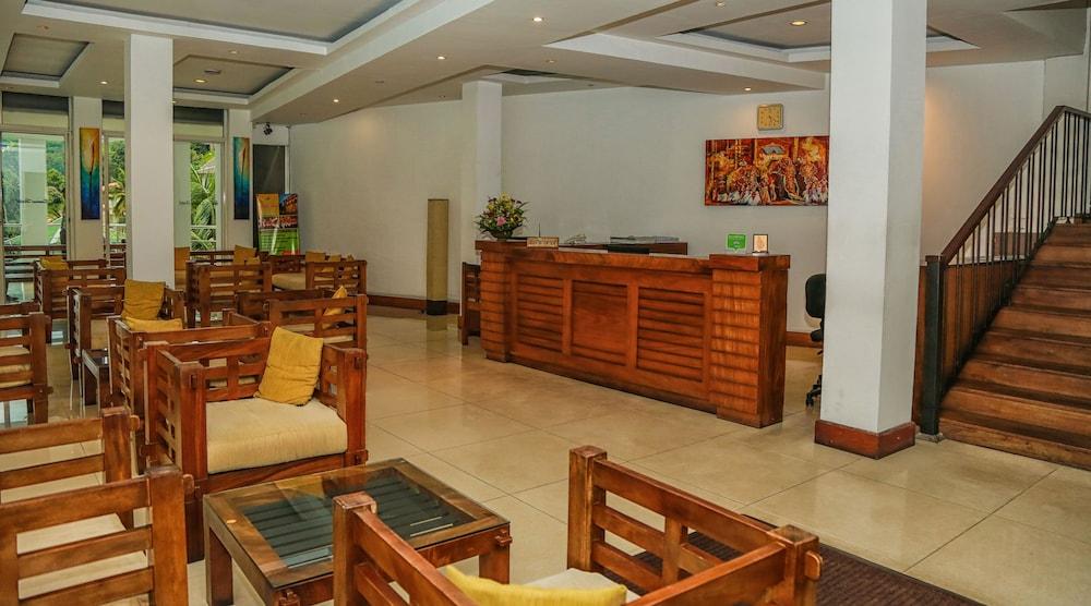 Senani Hotel Kandy Exteriör bild