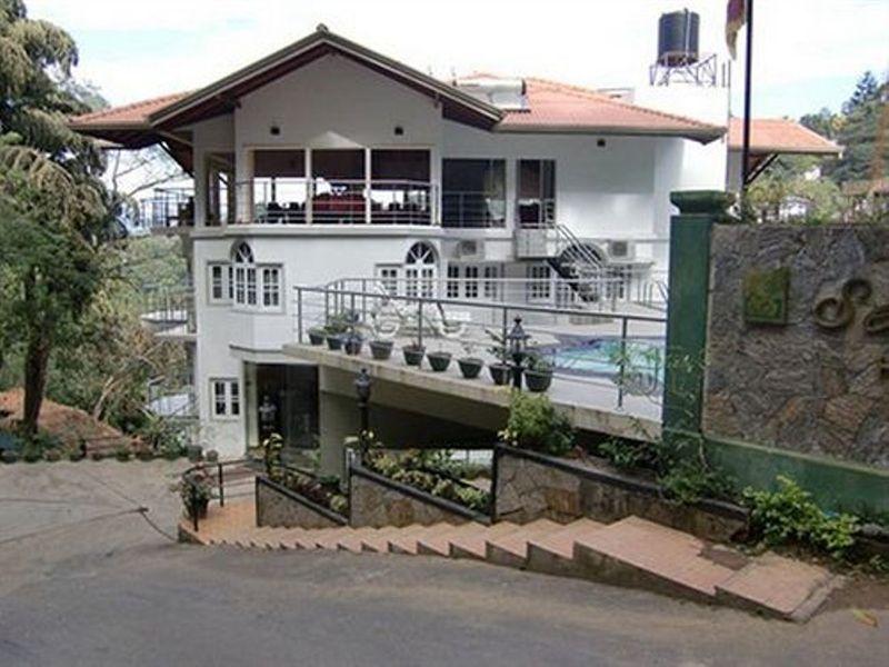 Senani Hotel Kandy Exteriör bild
