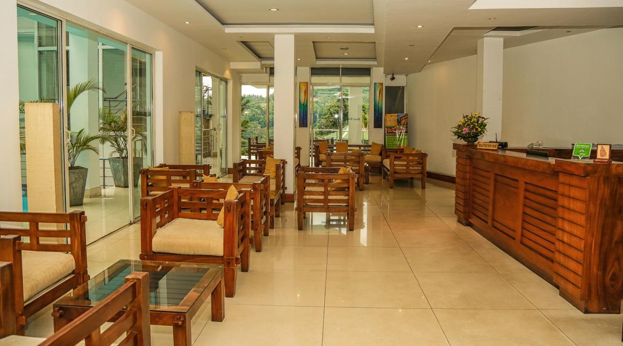 Senani Hotel Kandy Exteriör bild