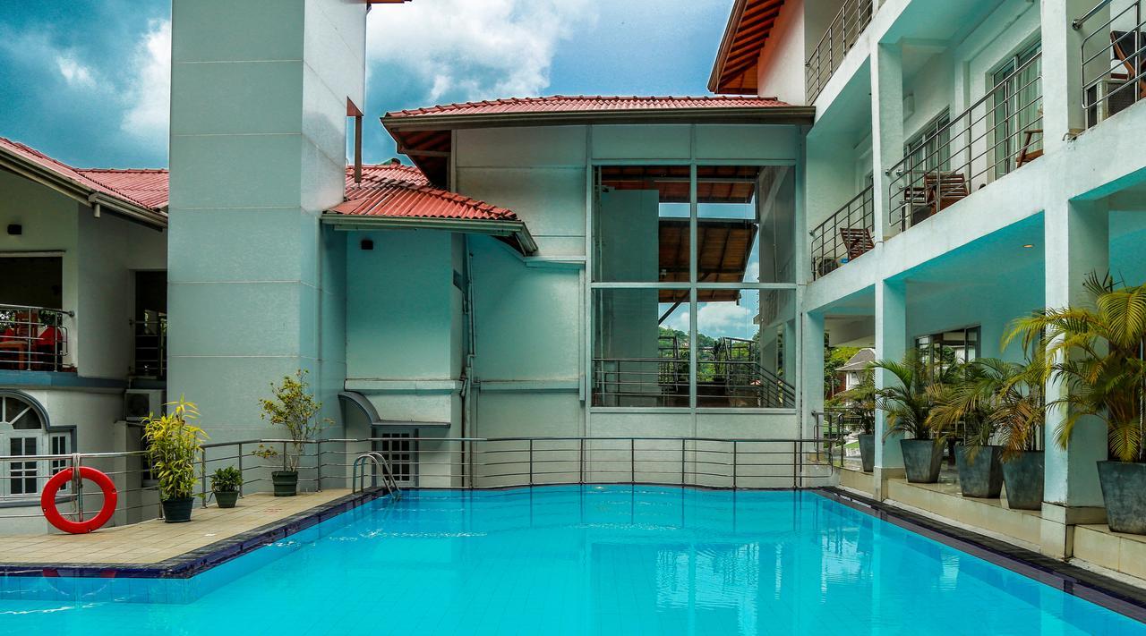 Senani Hotel Kandy Exteriör bild