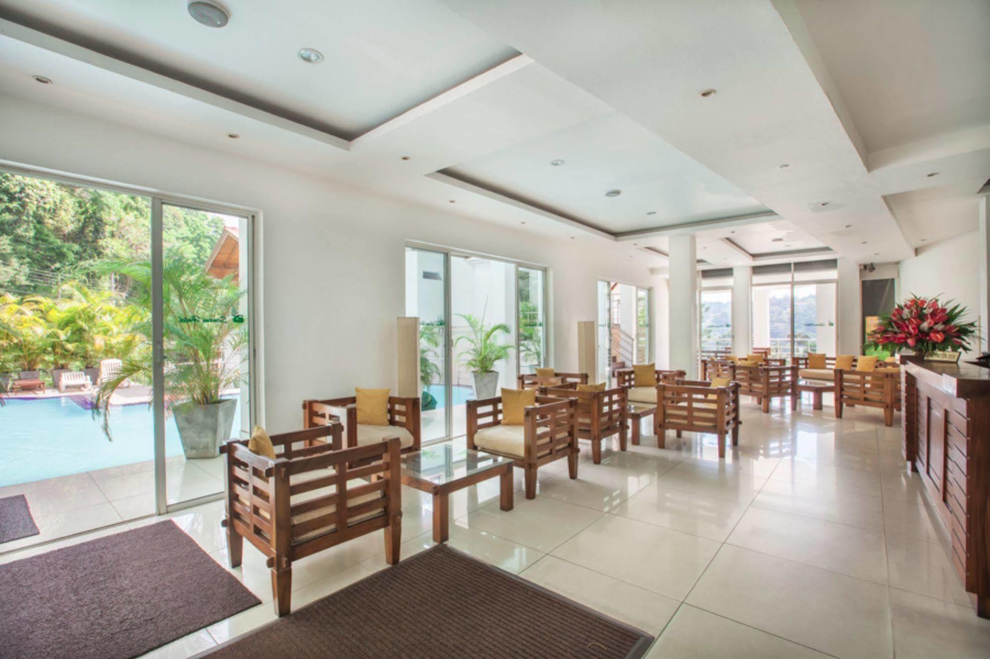 Senani Hotel Kandy Exteriör bild